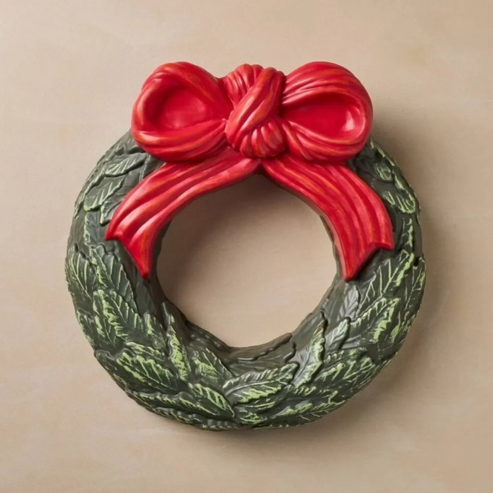 New John Derian 16” Lit Wreath with bow Holiday Blow Mold Light Up